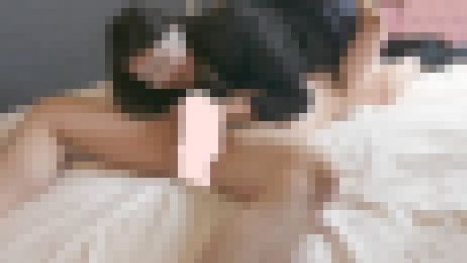 女子校育ちのお嬢様と変態プレイ!! アナルとオナラの匂いを嗅がされながら、ノーハンドフェラで1週間溜めた精子を搾り取られるM男　サンプル画像1