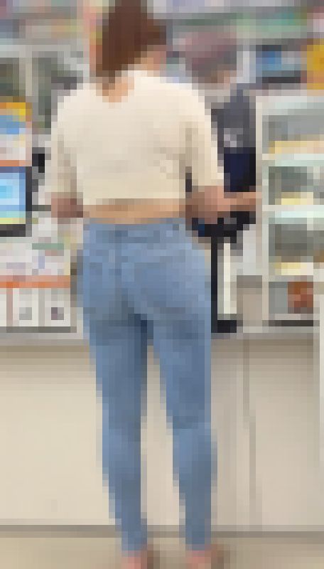 金、男、エロボディ！全てを手に入れて男の好みを見透かしたようなエロ美爆尻で男共を無差別制圧！ 下品なパッツンデニムセレブ編 サンプル画像