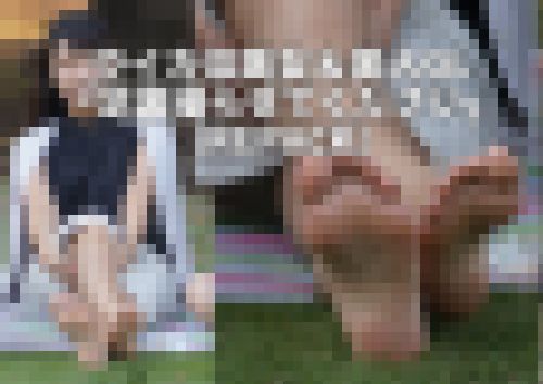 ウイカ似美女＆美人OL「足裏撮らせてください」（REPACK）　サンプル画像3