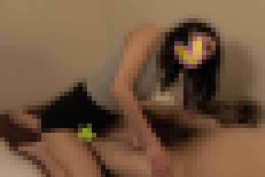 【隠撮】激エロ娘!性欲MAXセラピストは手コキじゃ物足りず自ら欲しがる異常事態【真琴20歳#1】 サンプル画像2