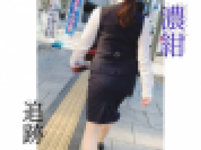 保険窓口　制服　OL 濃紺制服接写！！ サンプル画像