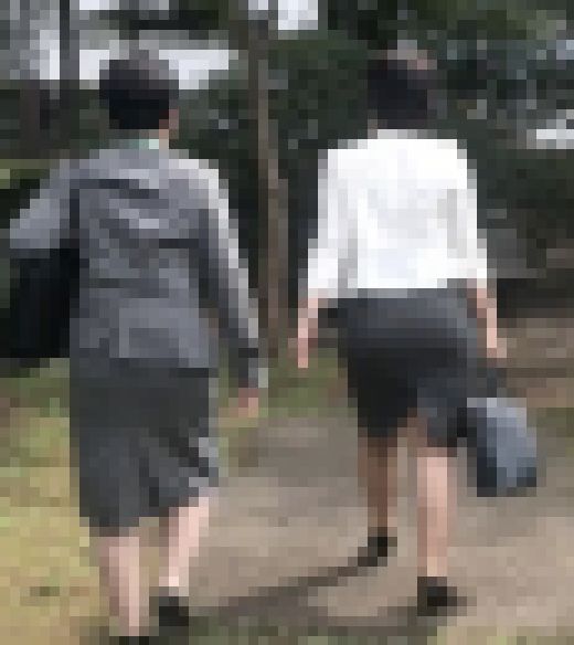 【50代の巨尻】働くお母さんのでっかいケツ。　サンプル画像1