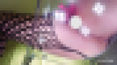 透明椅子ローアングル6 サンプル画像1