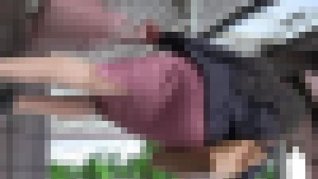 尻に吸い付く粘着尻OL！ サンプル画像