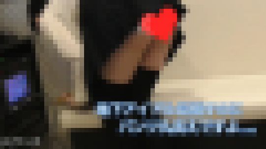 地下アイドル目指してるのに生パンチラ サンプル画像
