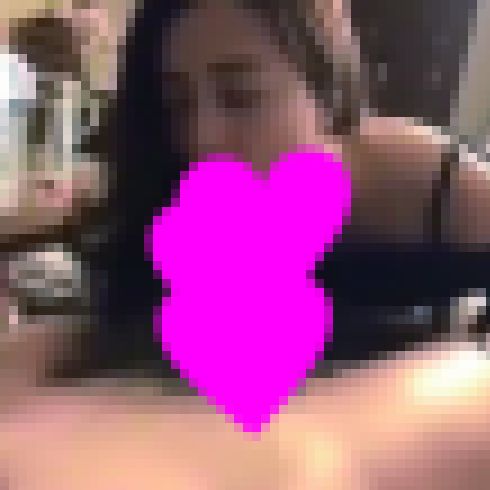 美人なメンエス嬢♪でっかいチ〇コに思わずキュン♪我慢できずに逆ナンパ♪ サンプル画像