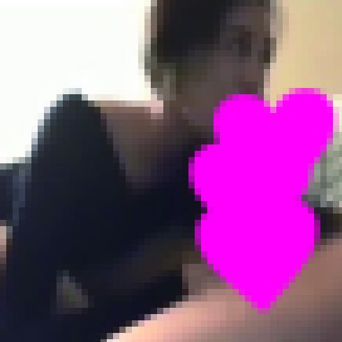 美人なメンエス嬢♪でっかいチ〇コに思わずキュン♪我慢できずに逆ナンパ♪　サンプル画像2