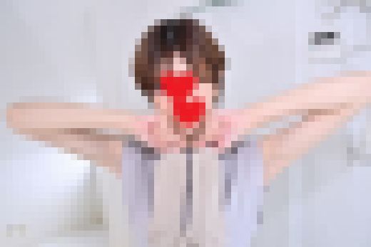 腋を見せる綺麗なお姉さん　サンプル画像2