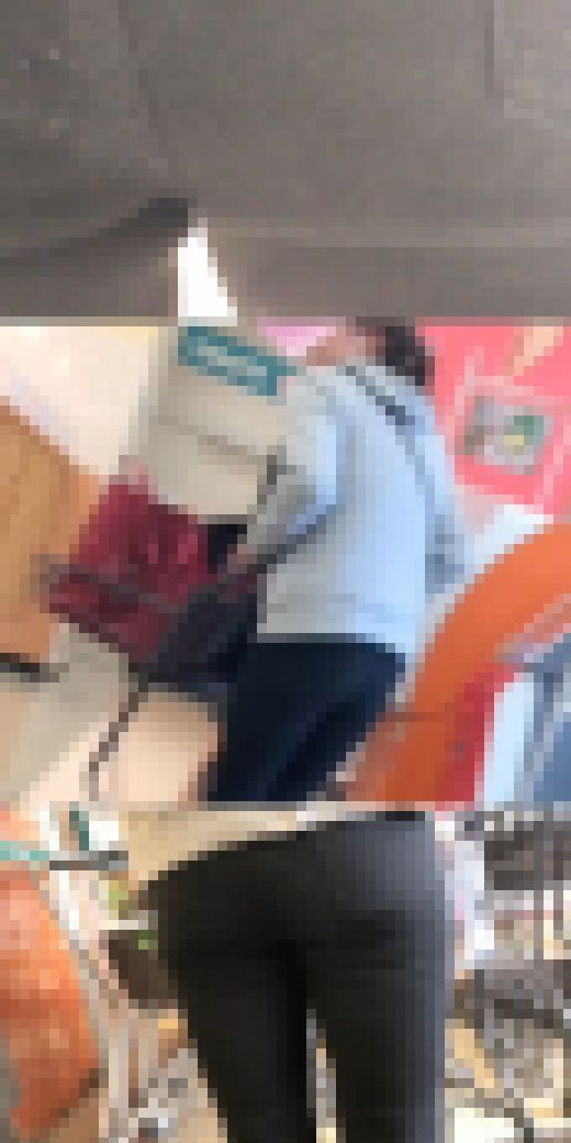 【黒スキニーのお尻】お得しり〜ず　8ケツ。　サンプル画像1