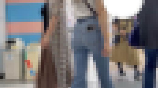 【10代激カワちゃんのケツ】おしゃれデニム女子のエロいケツ　着衣の局部に顔面を押し付け気絶したいw【4K】　サンプル画像1