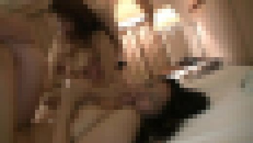 母と娘でセンズリ鑑賞！File.1　サンプル画像2