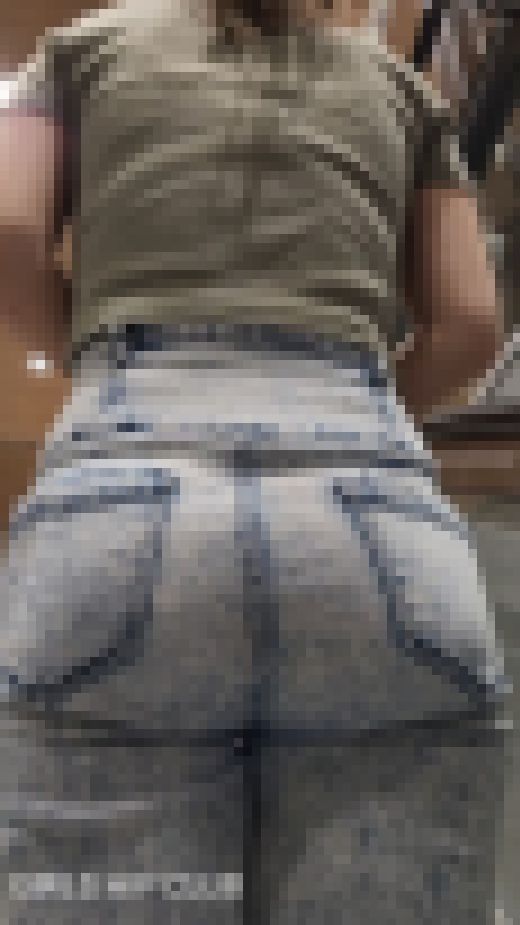 【ハイウェストデニム】引き締まったウェストの安産型のお尻(歩き)　サンプル画像3