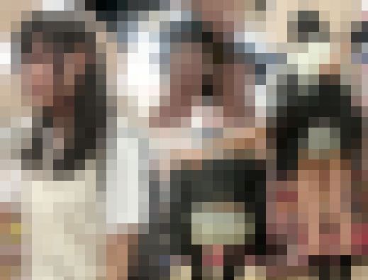 前代未聞！危険過ぎ前からめくり！美少女のくっきりスジPお披露目14連めくり42 サンプル画像