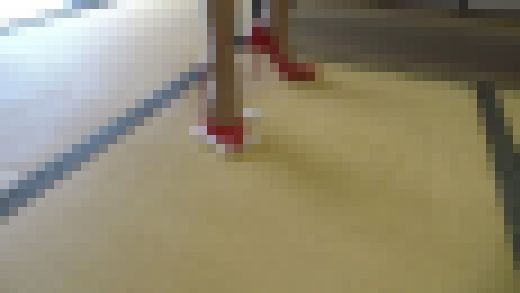 ハイヒールで畳の掃除　サンプル画像2