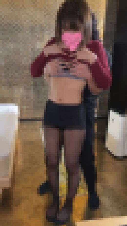 【個人撮影】ショートボブの美女とパパ活_感じている顔が可愛い過ぎる童顔のお姉さんに無許可中出し　サンプル画像1
