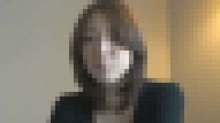 色白スレンダーの22歳OLが巨根で激しく突かれてマン汁を白濁させ喘ぎまくる サンプル画像