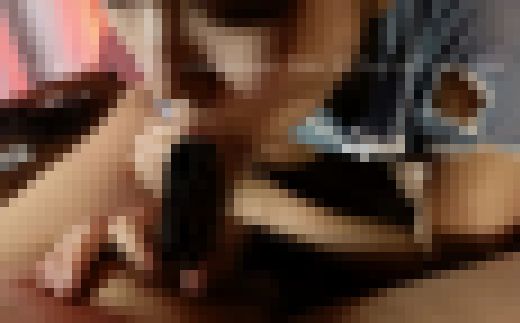 メンエス「黙って誤爆」！透け乳チャイナの19歳新人セラピの乳首舐め手コキで　　サンプル画像3