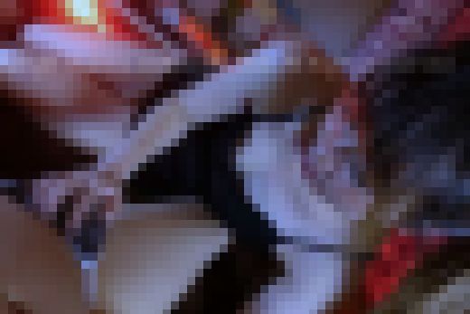 乳首チラメンズエステ！指先はい回るフェザーで焦らされパウダー最高　サンプル画像3