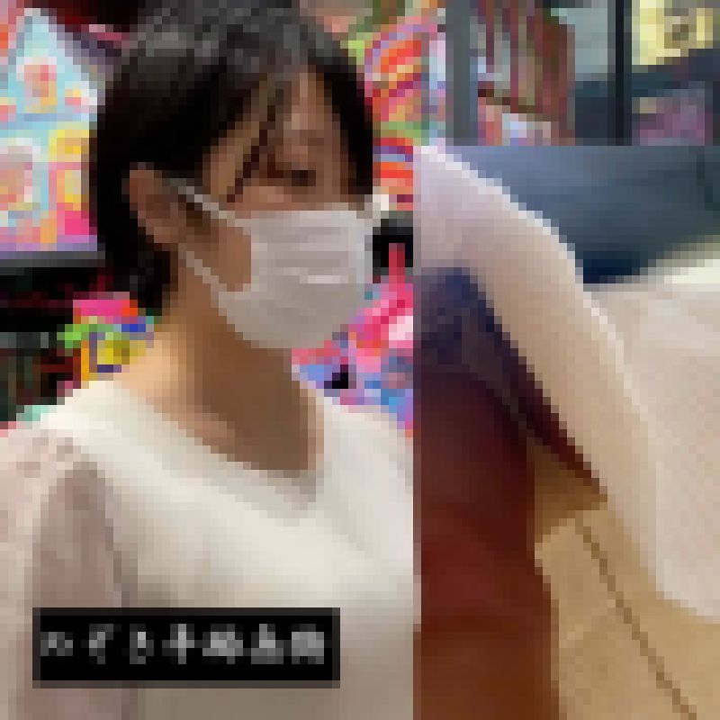 【パンチラ盗撮】前回試着室に仕込んだカメラに引っかかったボーイッシュ系巨乳素人娘を追撮 サンプル画像