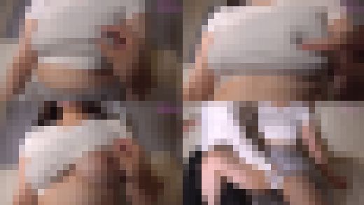 セクハラされて感じちゃう巨乳娘（3） ディープキスしながら股間弄り、パンツに濡れシミ編　サンプル画像3