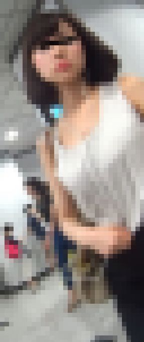 田中みな●似な弾けるおっぱいなOLさん！ サンプル画像