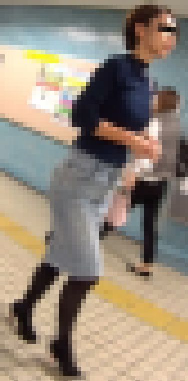 スタイル抜群なお姉さん! サンプル画像