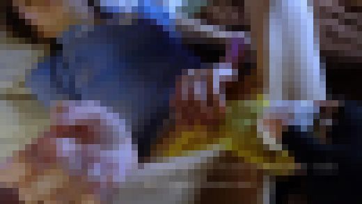 スキニー23歳！敏感ちっぱいセラピストの寸止めピクピク電マオナ　サンプル画像2