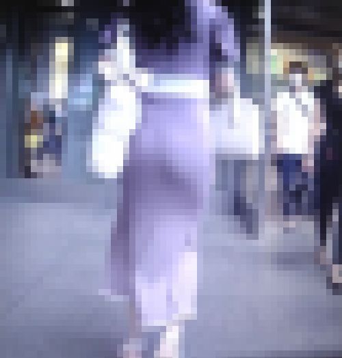 超スタイル抜群のお嬢様系清楚美女がタイトワンピでプリプリの美尻強調して歩いてるよ サンプル画像2