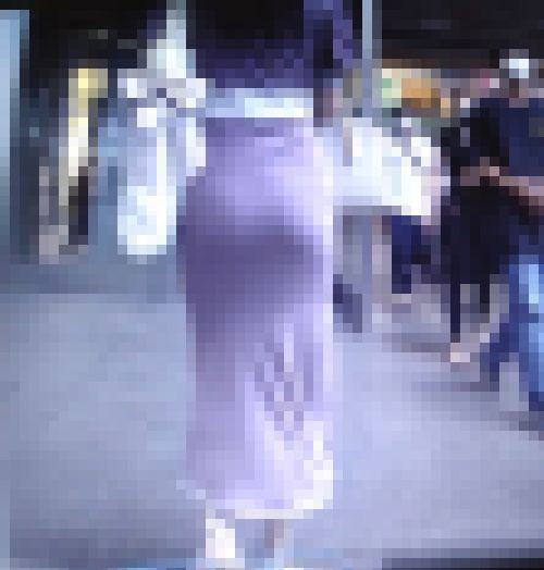 超スタイル抜群のお嬢様系清楚美女がタイトワンピでプリプリの美尻強調して歩いてるよ サンプル画像3