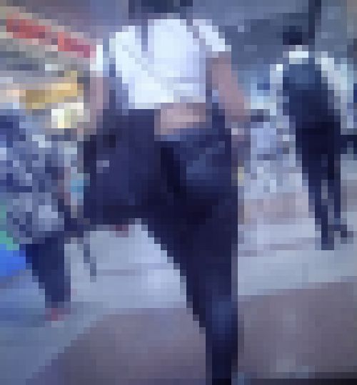 極上美人ギャルがレザーヨガパン履いてピタピタなお尻ふって歩いてるよ サンプル画像