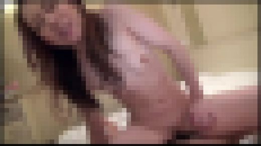 【ブリット】人妻貧乳 #042 [EQ-376-16]　サンプル画像3