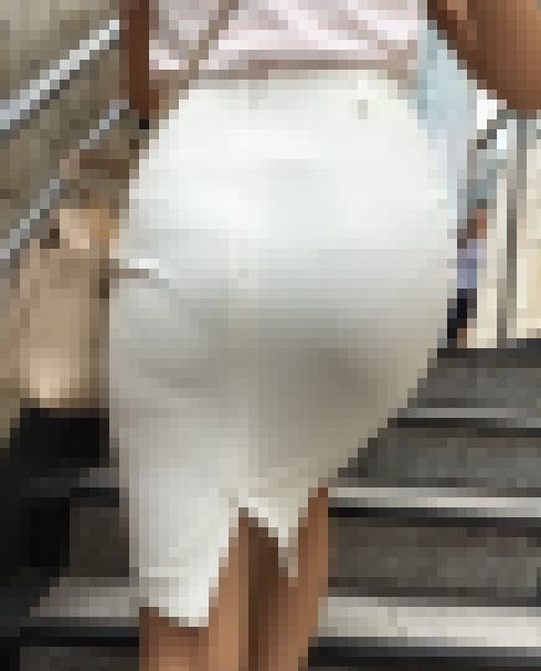 No.213「申し分ないスタイル　パンティーの丸見え感」 サンプル画像