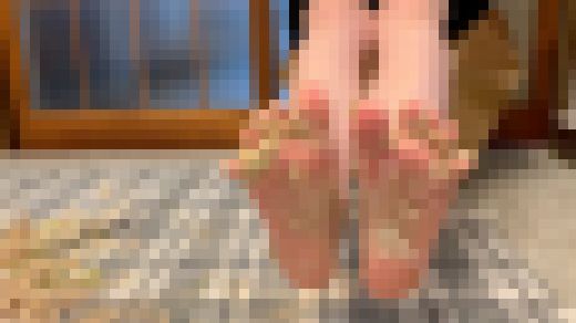 最新作✨【CP㉛】生足でお弁当とスイーツを踏みにじる‼︎　サンプル画像3