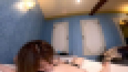 某店人気No1メンエス嬢の極上睾丸マッサージ＆乳首舐め手コキに15分耐えれたら素敵なご褒美が・・?【我慢できれば中出し】　サンプル画像1