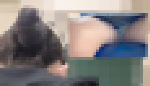 【10代のおぱんつ】お勉強中の美少女ちゃんおまたパッカリでモロおぱんちゅw　スト足＆ハーパンちらもあっておトク！ サンプル画像