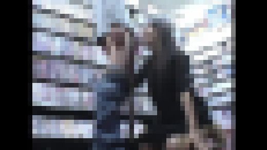 レンタルビデオ店女性店員はヤレる！File.1　サンプル画像1