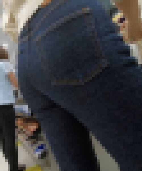 ジーンズヒップがそそる彼女　サンプル画像1