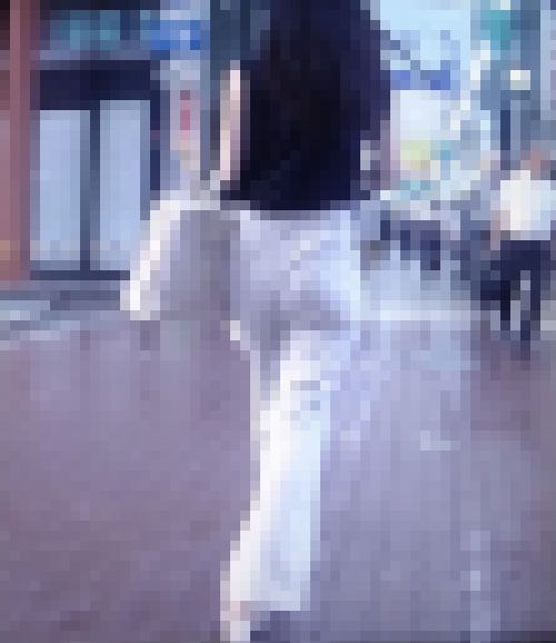 超イケてる美人OLがピタパン履いてスタイル抜群のライン見せて歩いてるよ　サンプル画像2