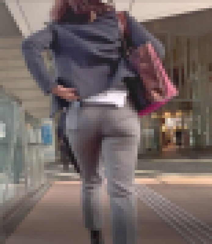 ムラムラする早朝から自慢のデカ尻をパッツンムニュらせて男を挑発！ 下品なパンツスーツ 勝ち組OL編 サンプル画像