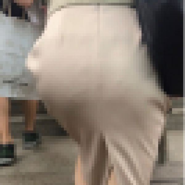 【好評再販SALE】テレビ美人アナウンサー並みの美人OLの美尻を見せつける！この女の背筋を見ながら立ちバック【129】 サンプル画像