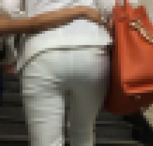 No.271「真っ白スーツ　驚きのパンティー透け感」 サンプル画像