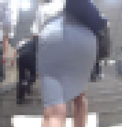 サンダル女２名：デカ尻とミニスカ　サンプル画像1
