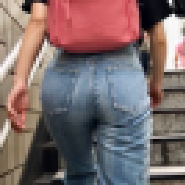 【好評再販SALE】ヲタク系女子！むにむにぱっつん！がエロい！特にお尻が張りがあって形が最高にエロい肉尻！！【135】 サンプル画像