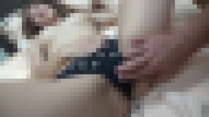 スレンダー美巨乳の22歳ギャル系の女子大生が激しく突かれて連続絶頂　サンプル画像1
