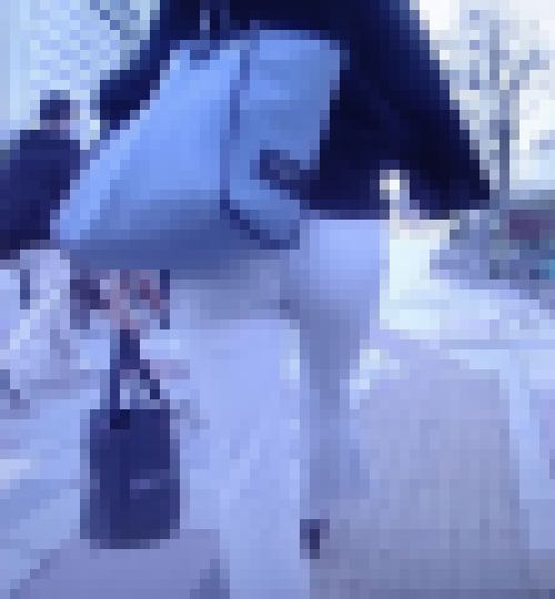 清楚美人OLのムニュムニュさせて歩く下尻がエロい サンプル画像