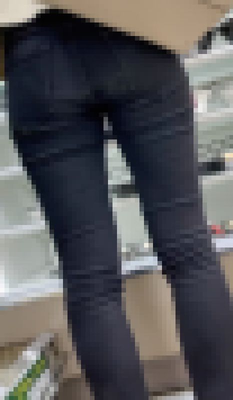 055 触りたすぎる綺麗なお姉さんの黒スキニー美尻 サンプル画像