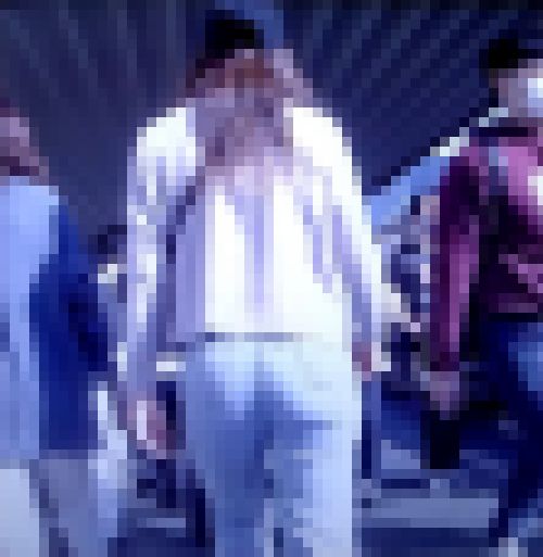 激カワモッコリ巨尻美少女がタイトデニム履いてお尻突き出して歩いてるよ　サンプル画像1