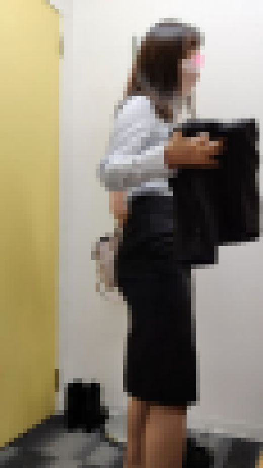 きゃめる158　魅惑の世界へようこそ。 入行前の着替え姿が魅力的です。　サンプル画像2