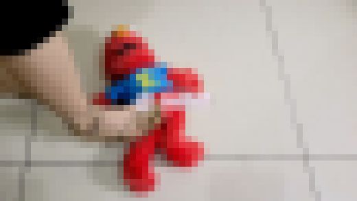 サンダルでぬいぐるみ踏みながら言葉攻め　サンプル画像3