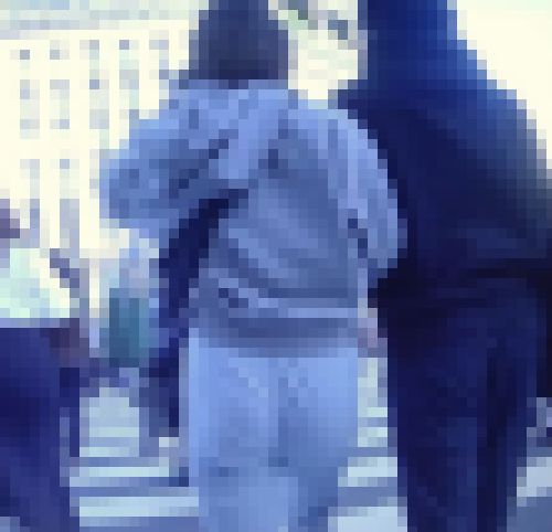 超スタイル抜群の美女がピタピタジョガーパンツ履いて超美尻を強調させて歩いてるよ サンプル画像